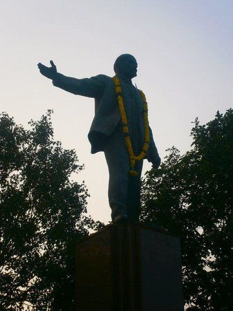 Lenin Statue